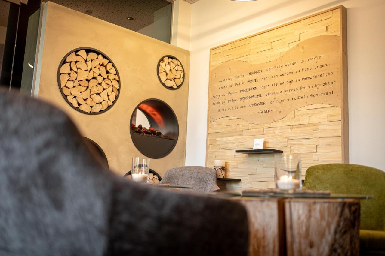Landrefugium Obermueller 4,5 Sterne Hotel Untergriesbach ภายนอก รูปภาพ
